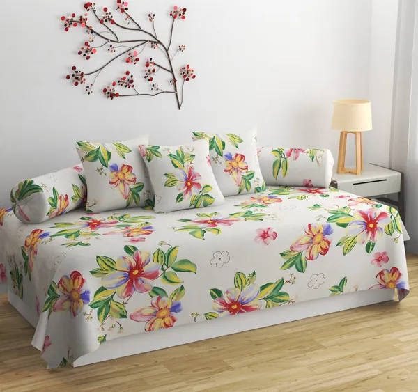 https://d1311wbk6unapo.cloudfront.net/NushopCatalogue/tr:f-webp,w-600,fo-auto/Diwan Set331_1672087451264_yvntn3oo1umc8lt.jpg__Hidecor